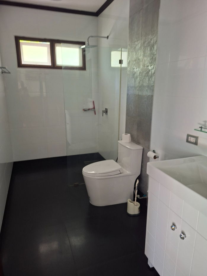 รูป Thai Bali Style Haus in zentraler Lage - รูปที่ 12/15