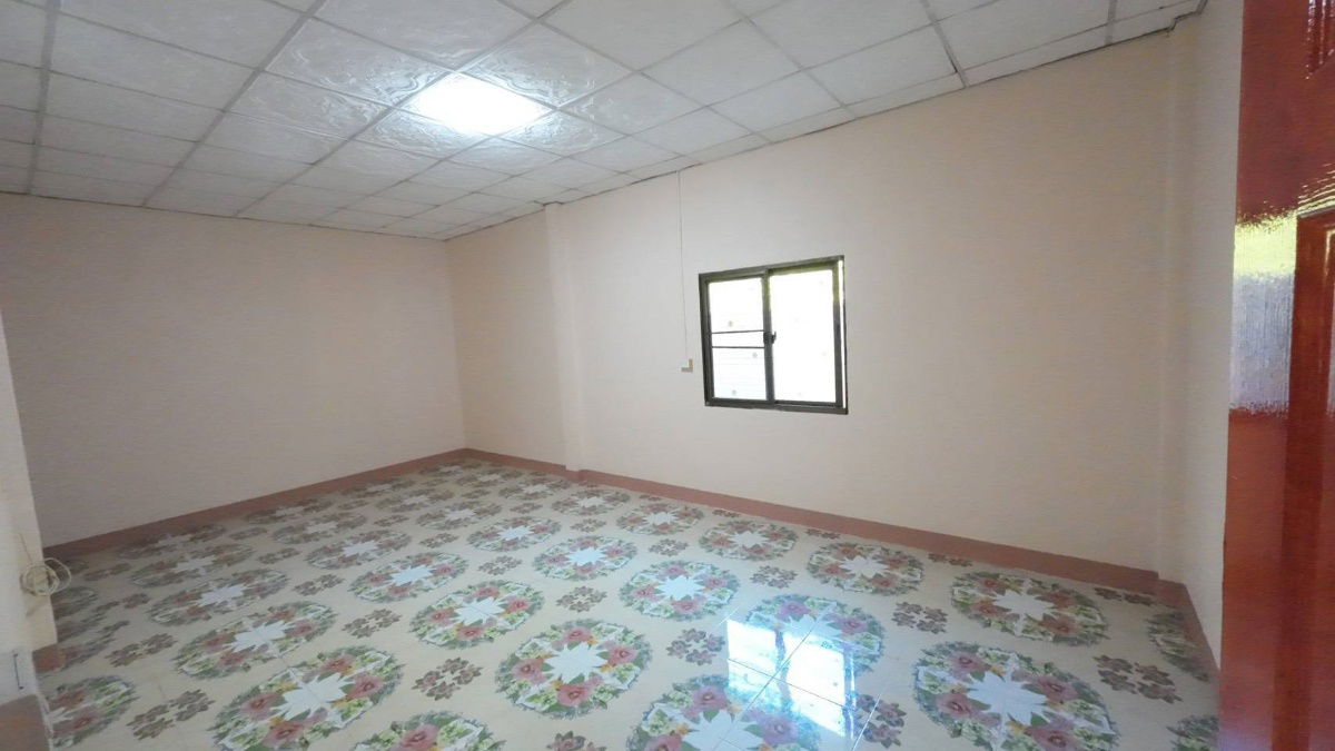 รูป ร้อนเงินขายบ้านสวยทำเลดีเพื่อนบ้านน่ารักรีโนเวทใหม่200ตรว2280000แอร2ตัวใกล้อำเภอรพ.ตลาดซีเจเซเว่น3นอน2น้ำฟนีโอนค.11หนองเสือปทุมธานี - รูปที่ 10/23