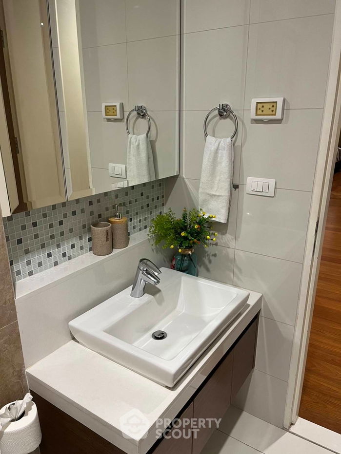 picture 2-BR Condo at Bright Sukhumvit 24 Condominium near BTS Phrom Phong (ID 890616) - 13/13