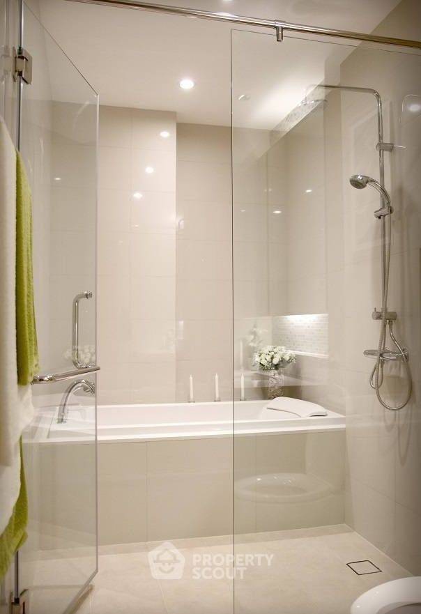 picture 2-BR Condo at Bright Sukhumvit 24 Condominium near BTS Phrom Phong (ID 890616) - 9/13