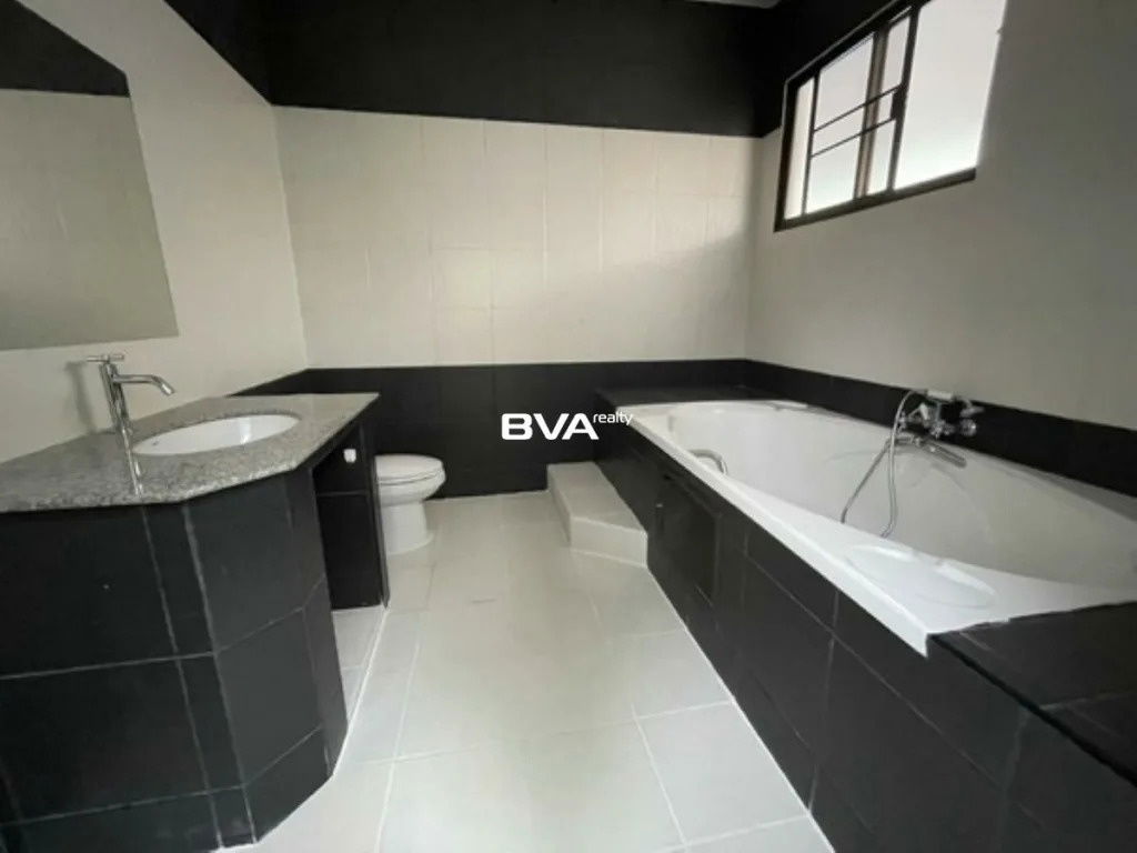 picture Pool Villa For Rent Pattaya Siam Place Village East Pattaya 3 bedrooms 3 bathroms - 8/12