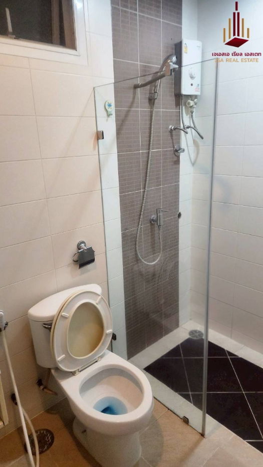 picture ✨ For Sale: The Complete Narathiwas Condo ✨ 💰 Only 6,490,000 THB - 5/5