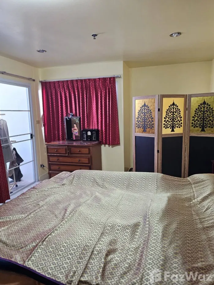 picture Spacious. Fully Furnished 5913780 - 10/16