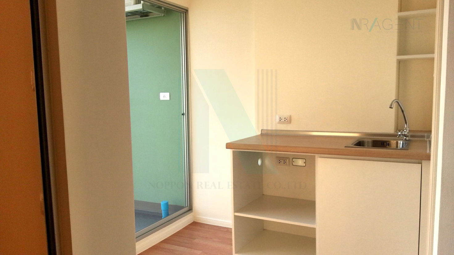 picture For Sell Condo LUMPINI VILLE RAMKHAMHAENG 60/2 Building A, Floor 22,1 bed room, Room size 22 sqm - 7/8