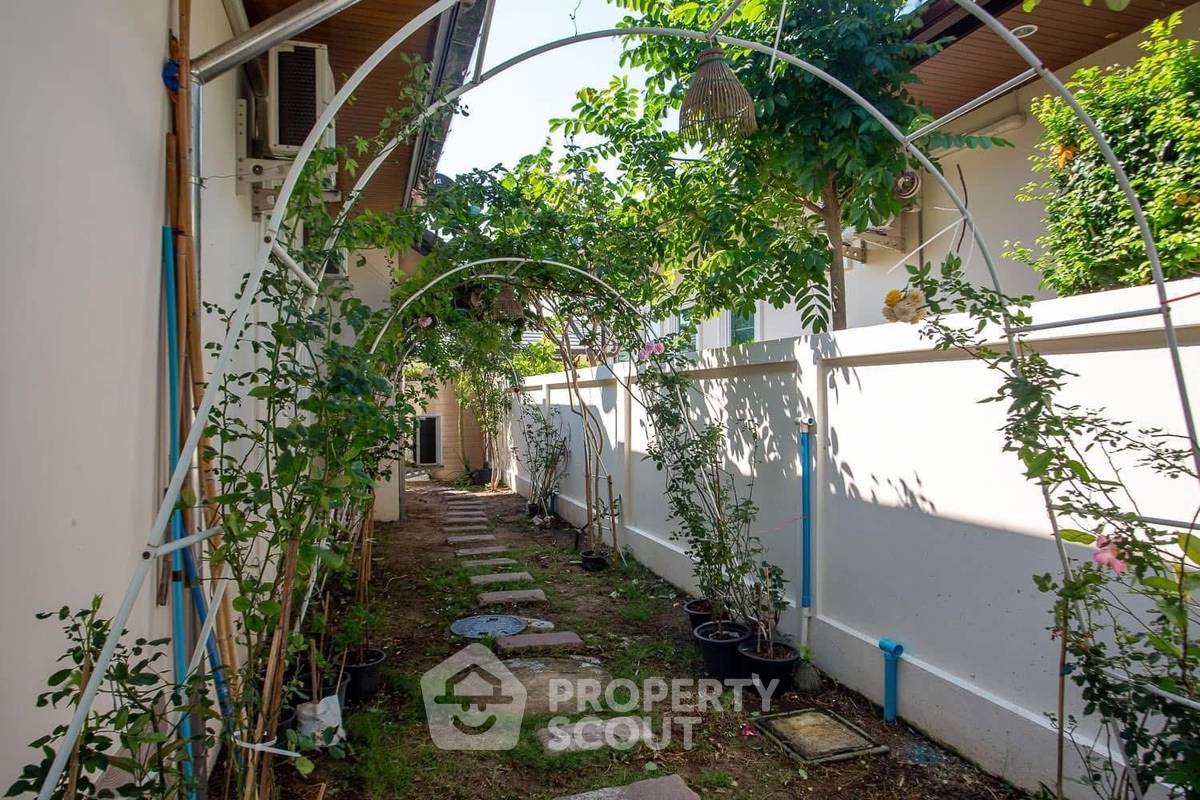 รูป บ้าน 3-ห้องนอน ที่ ไนซ์บรีซ 7 ใกล้ เดอะ เวเนเซีย (ID 2465583) - รูปที่ 22/29