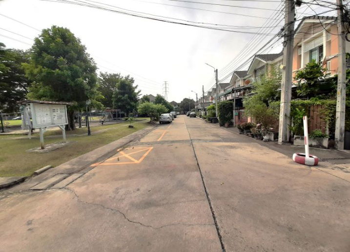 รูป ทาวนเฮ้าส์  พฤกษาวิลล์ 29  เพชรเกษม 69  เนื้อที่ 19.7 ตรว. 3 นอน 2 น้ำ 2 จอด 1.69 ล้าน  085-0732541 - รูปที่ 24/30