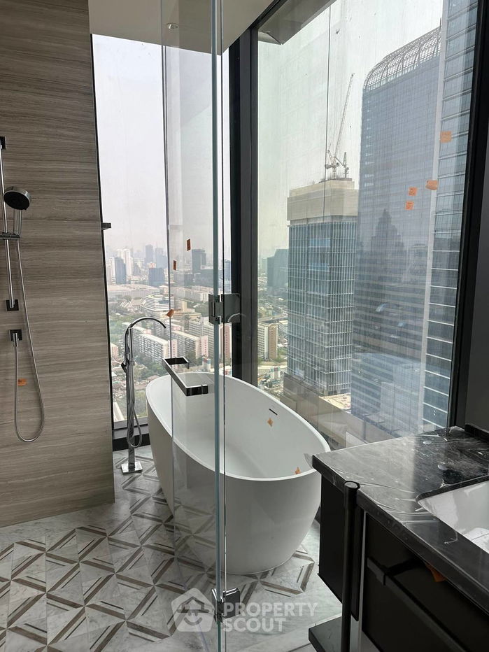 picture 2-BR Condo at 98 Wireless near BTS Phloen Chit (ID 2465780) - 3/14