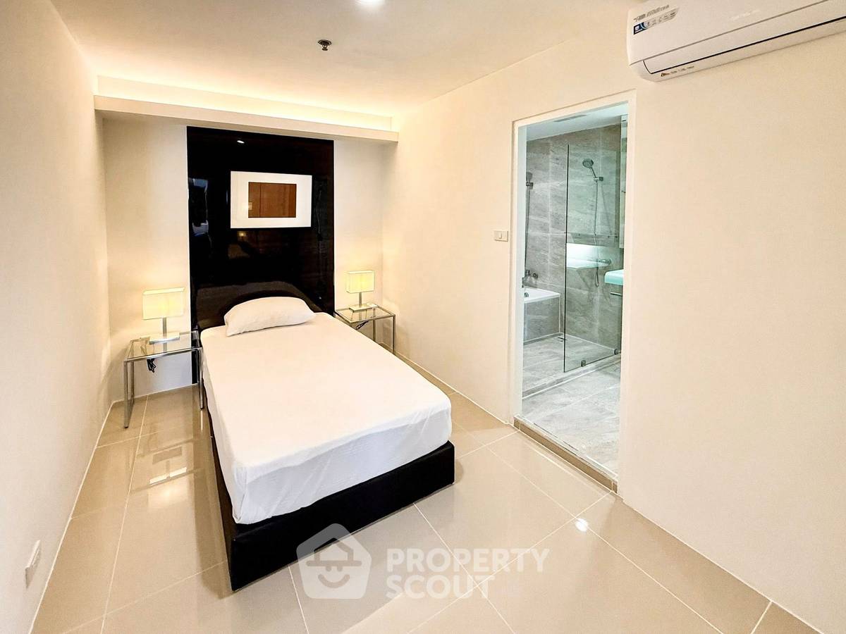 picture 4-BR Condo at The Waterford Diamond Tower Sukhumvit near BTS Phrom Phong (ID 2465004) - 9/14