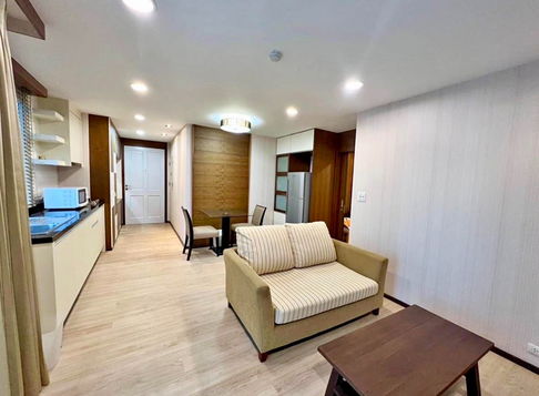 code : E98 ให้เช่าคอนโด เดอะอารีย์ คอนโดมิเนียม (The Aree Condominium) | ห้องใหญ่ 52 ตร.ม. วิวสระน้ำ เดิน 8 นาทีถึง BTS อารีย์