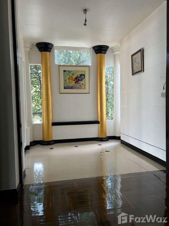 รูป ทาวน์เฮ้าส์ให้เช่า 4 ห้องนอน ใน สามเสนนอก, กรุงเทพมหานคร 1761740 - รูปที่ 21/22