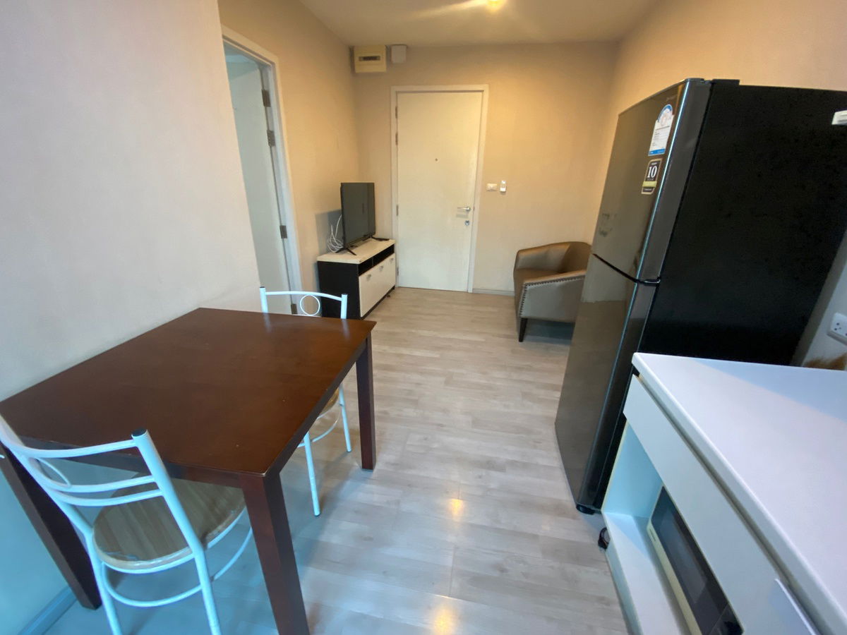 รูป ให้เช่า พลัม คอนโด เซ็นทรัล สเตชั่น เฟส 1 ชั้น 9 เฟอร์ครบ มีเครื่องซักผ้า เดินไม่ใกล้ลิฟท์ - รูปที่ 4/6