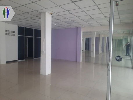 รูป อาคารพาณิชย์ให้เช่า ติดถนนซอยสยามคันทรีคลับ พร้อมเปิดร้าน - รูปที่ 2/9