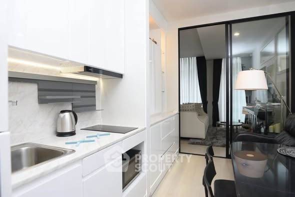 picture 1-BR Condo at Noble Ploenchit near BTS Phloen Chit (ID 2463828) - 3/9