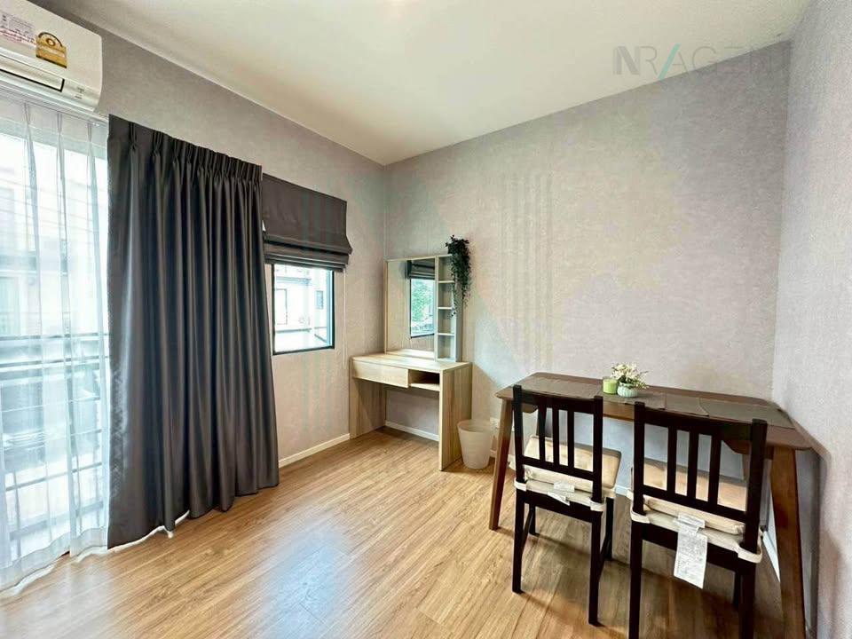 picture For Rent 3-story Townhouse BAAN KLANG MUANG RATCHAPHRUEK-RAMA 5 3 bedroom 3 bathroom - 5/8