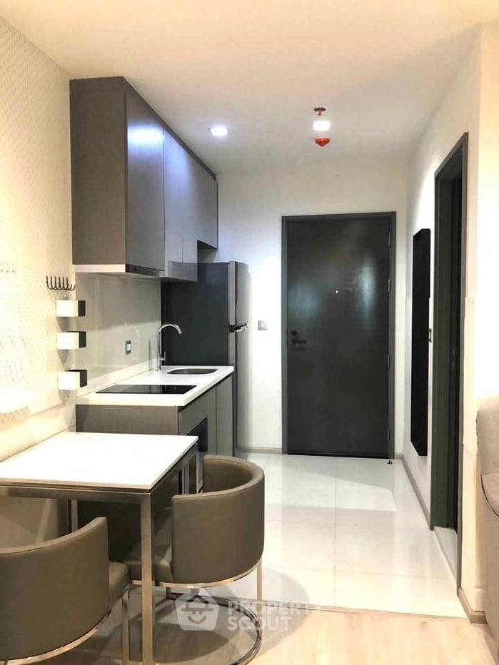 picture Studio Condo at Rhythm Rangnam near BTS Victory Monument (ID 2458082) - 5/9