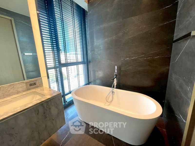 รูป คอนโด 2-ห้องนอน ที่ เดอะ โมนูเมนต์ ทองหล่อ ใกล้ ทองหล่อ (ID 2464266) - รูปที่ 7/7