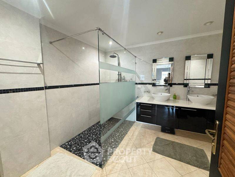 รูป คอนโด 1-ห้องนอน ที่ วิวทะเล เรสซิเดนซ์ 4 จอมเทียน ใกล้ หาดจอมเทียน (ID 2464648) - รูปที่ 6/10