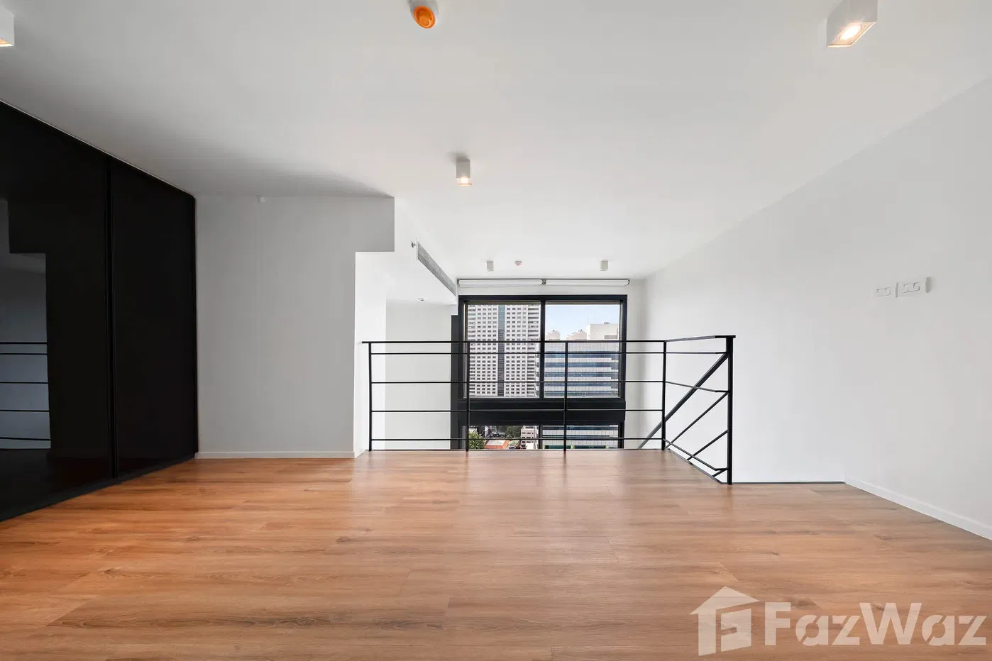 รูป คอนโดลอฟท์ 1 ห้องนอนขายที่ The Lofts Silom | ทำเลใจกลางย่านสีลม - U5640999 - รูปที่ 9/19