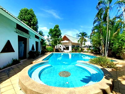 เช่าบ้านเดี่ยว ถนนพรประภานิมิต : ให้เช่าบ้าน สยามเพลส สระส่วนตัว บ้าน 3 ห้องนอน 3 ห้องน้ำ ซอยสยามคันทรี่คลับ ใกล้โรงเรียนนานาชาติ