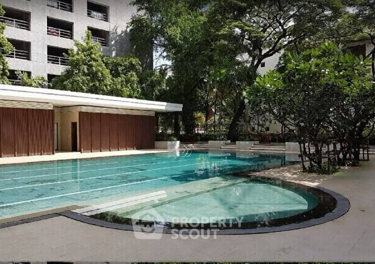 picture 4-BR Condo at Sathorn Park Place Condominium near MRT Lumphini (ID 2464713) - 10/11
