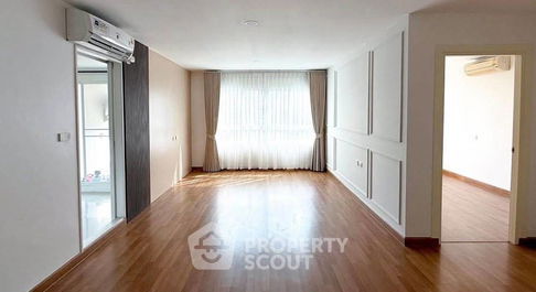 2-BR Condo at U Sabai Rama 4 Kluaynamthai near BTS Phra Khanong (ID 2456702)