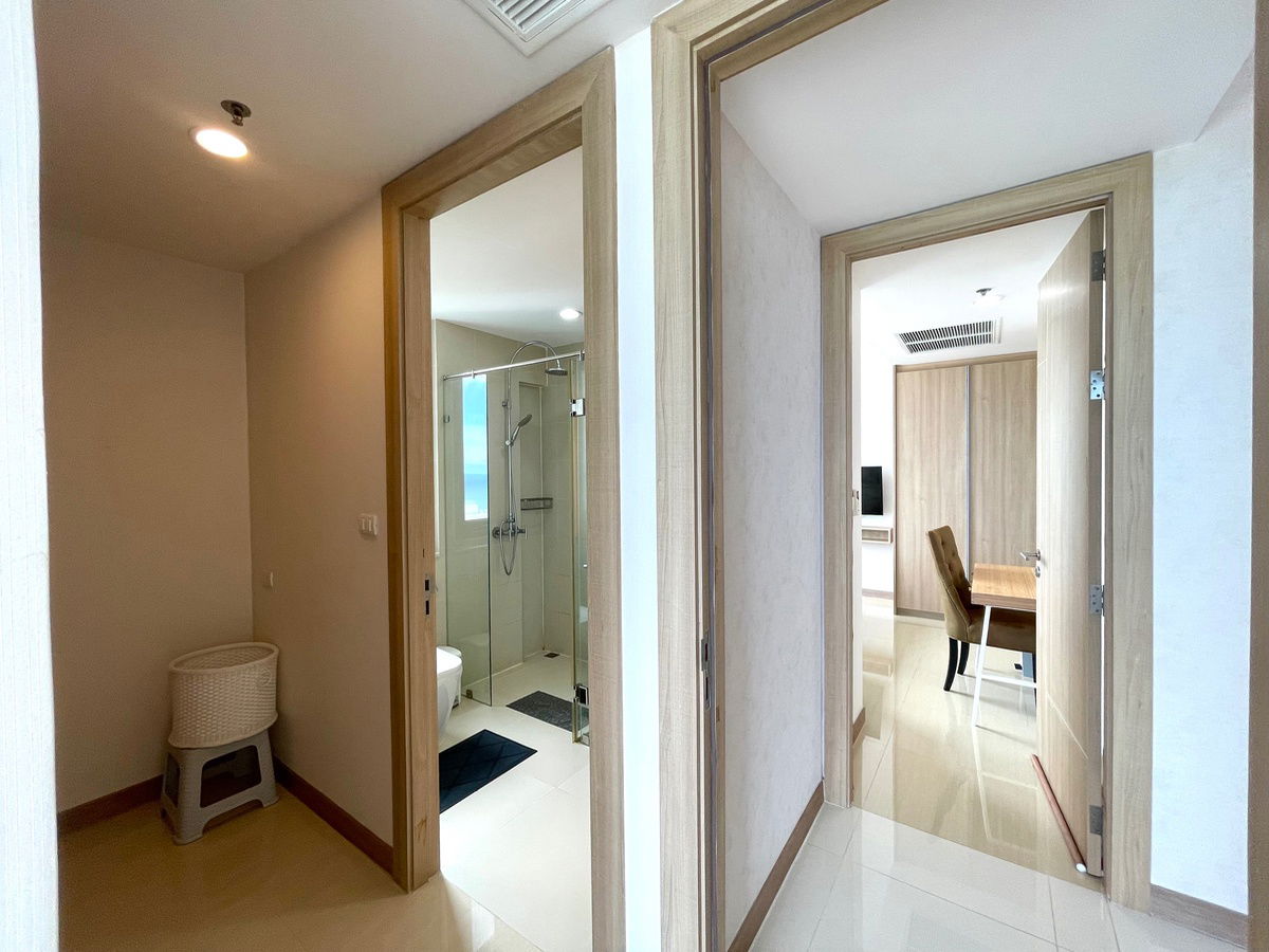 รูป For rent The Riviera Wongmat Beach SeaView Corner room - รูปที่ 9/20