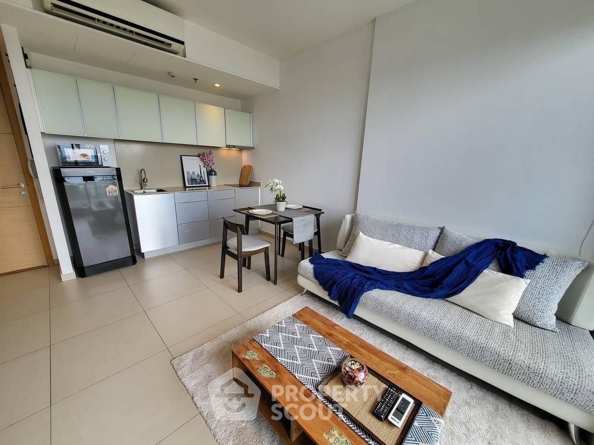 picture 1-BR Condo at The Lofts Ekkamai near BTS Ekkamai (ID 1291642) - 2/10