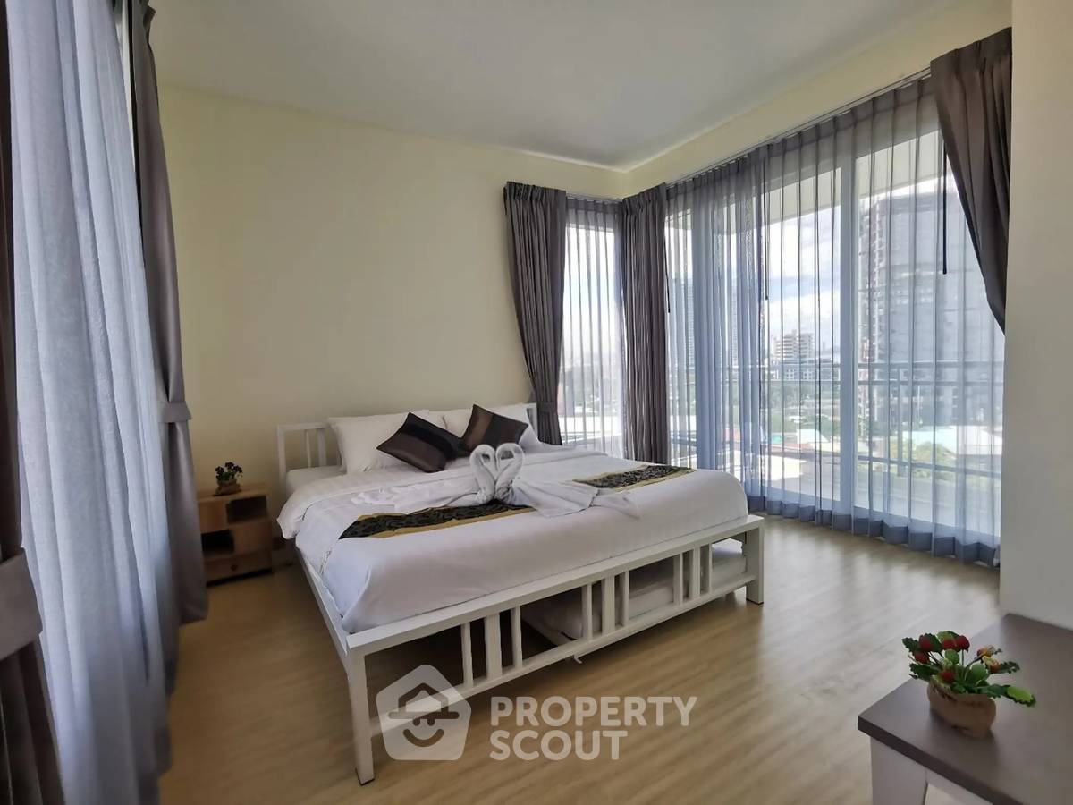 picture 2-BR Condo at Reflection Jomtien Beach Pattaya close to Pattaya (ID 2454290) - 9/17