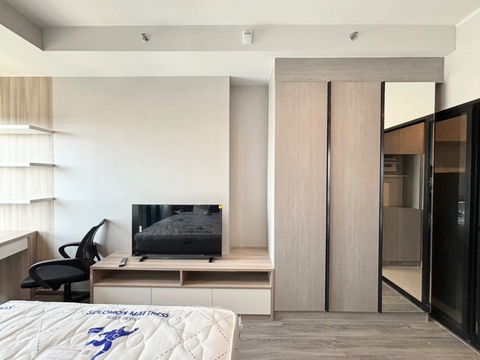 Condo Ideo Ramkhamhaeng-Lam Sali Station For Rent Studio Room