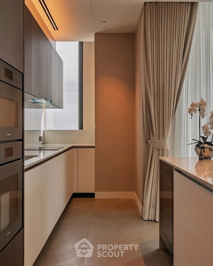 picture 3-BR Condo at 98 Wireless near BTS Phloen Chit (ID 2464443) - 18/19