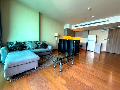 เช่าคอนโด รร.ศรีราชา : มารีน่า เบย์ ฟร้อนท์ คอนโดหรู ใจกลางเมืองศรีราชา ห้องสวย ชั้นสูง วิวทะเล 