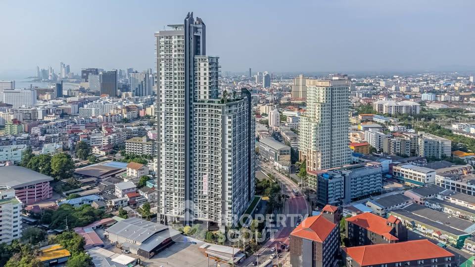 picture 1-BR Condo at Arcadia Millennium Tower close to Pattaya South (ID 2465784) - 2/9