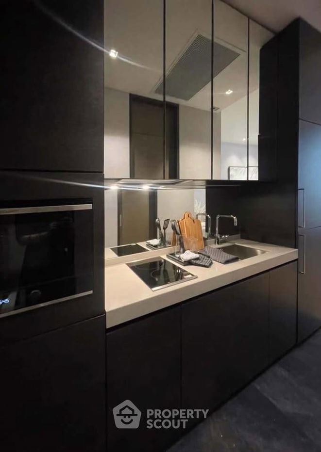 picture 1-BR Condo at 28 Chidlom near BTS Chit Lom (ID 2463657) - 11/14