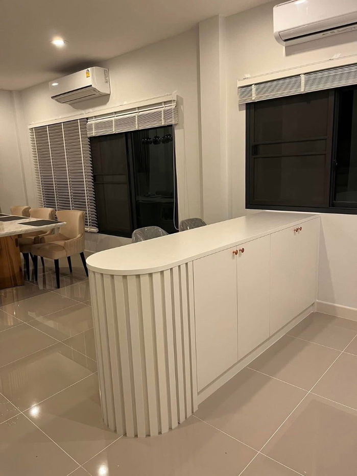 รูป ให้เช่า Grande Pleno Sukhumvit–Bangna บ้านใหม่ ทำเลฮ็อต บางนา กม.7 แบบบ้าน Modern ใกล้ Mega Bangna 600 ม. ฟังก์ชันครบ พร้อมเฟอร์นิเจอร์ทั้งหลัง - รูปที่ 23/24