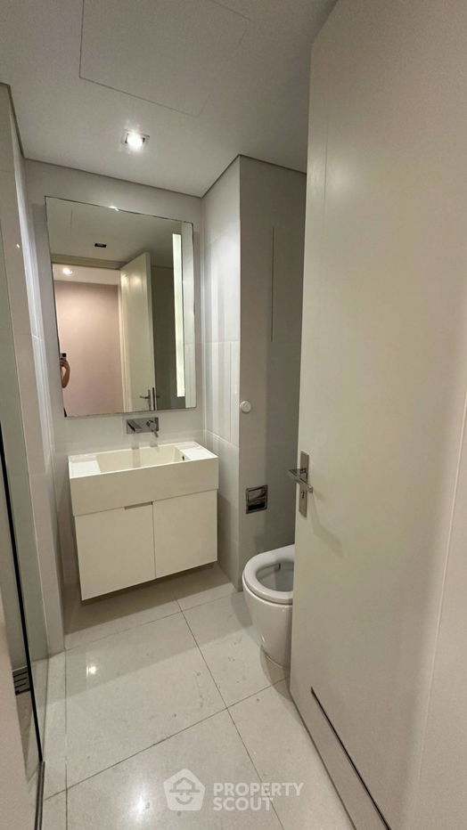 picture 2-BR Condo at The Bangkok Sathorn near BTS Surasak (ID 2464596) - 7/11