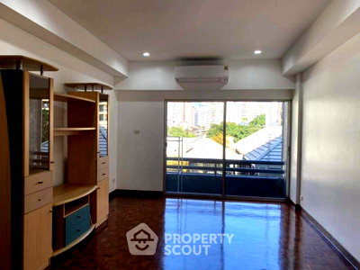 Condos for rent : 2-BR Condo at Prasanmit Condominium near BTS Asok (ID 2461801)