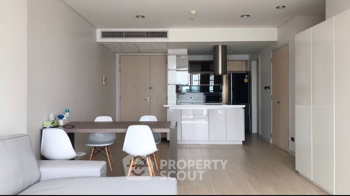 picture 2-BR Condo at Fullerton Sukhumvit near BTS Ekkamai (ID 457789) - 4/7