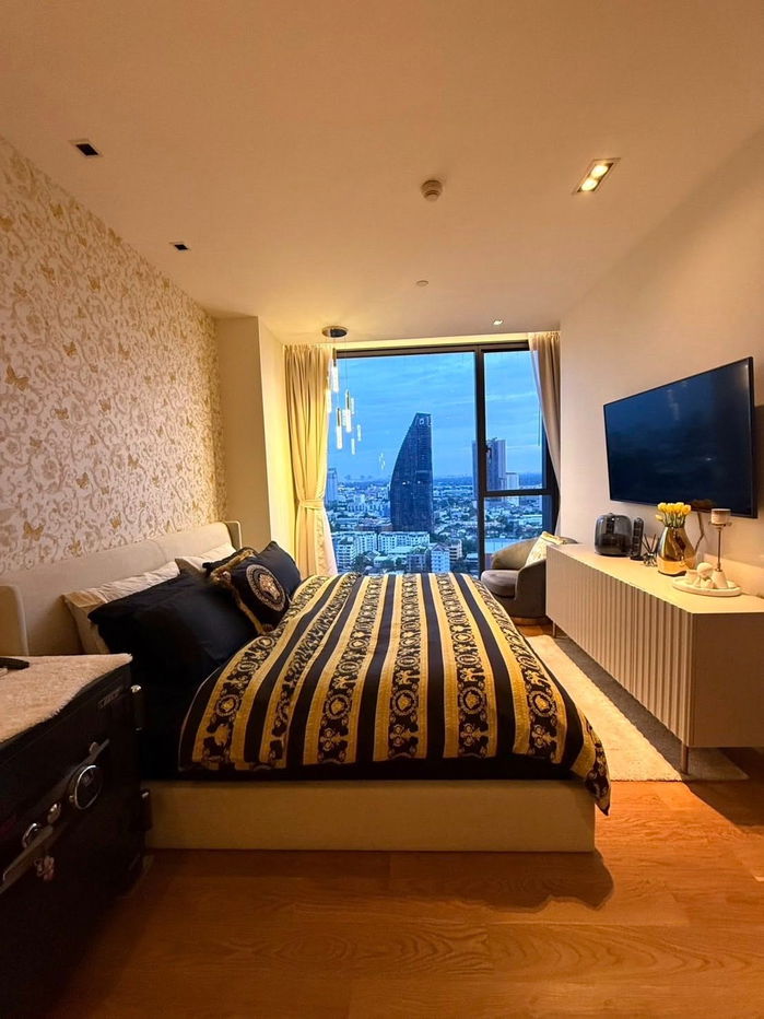 picture Beatniq - 1 bed Available Now! - 4/11