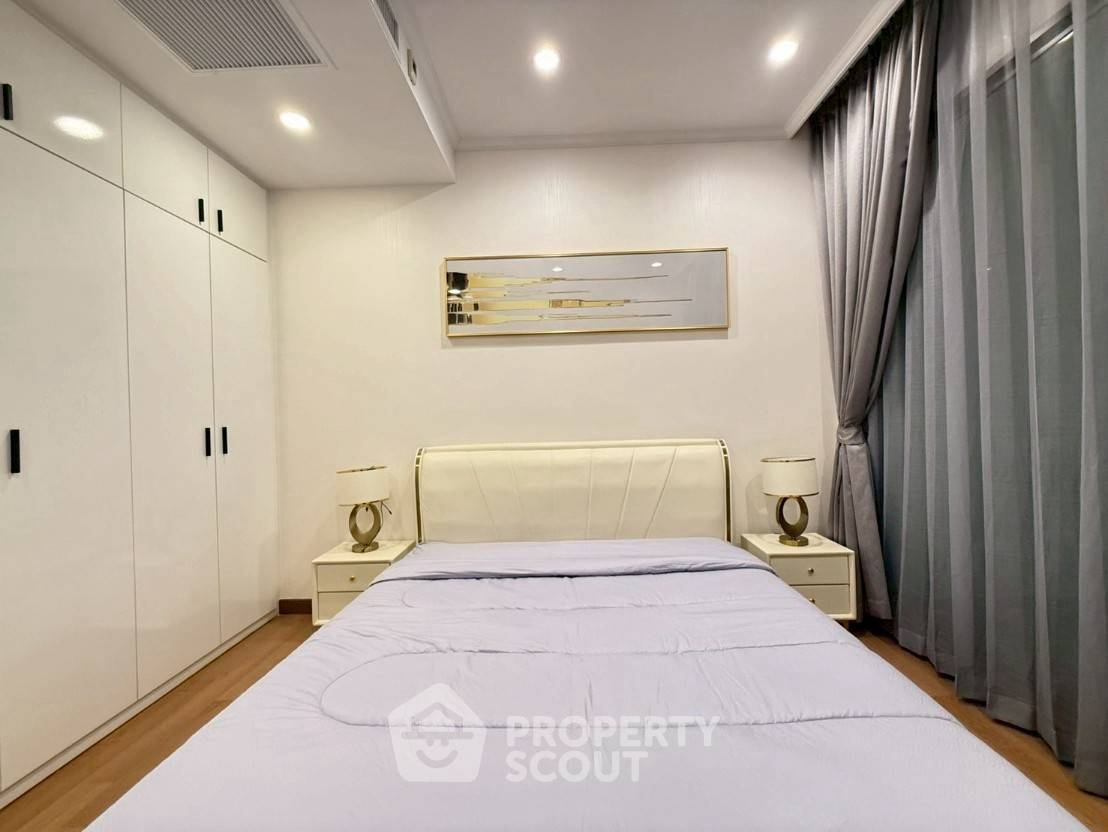 picture 3-BR Condo at Supalai Oriental Sukhumvit 39 near MRT Phetchaburi (ID 2463802) - 13/14