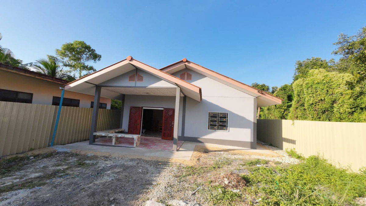 รูป ร้อนเงินขายบ้านสวยทำเลดีเพื่อนบ้านน่ารักรีโนเวทใหม่200ตรว2280000แอร2ตัวใกล้อำเภอรพ.ตลาดซีเจเซเว่น3นอน2น้ำฟนีโอนค.11หนองเสือปทุมธานี - รูปที่ 2/23