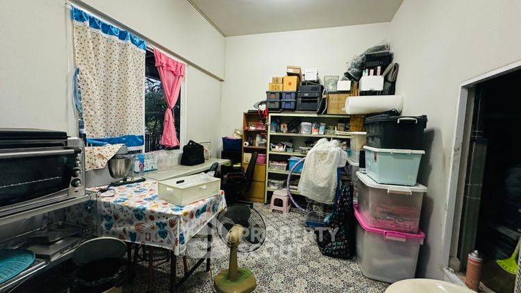 รูป บ้าน 3-ห้องนอน ใน มีนบุรี (ID 2426228) - รูปที่ 4/4