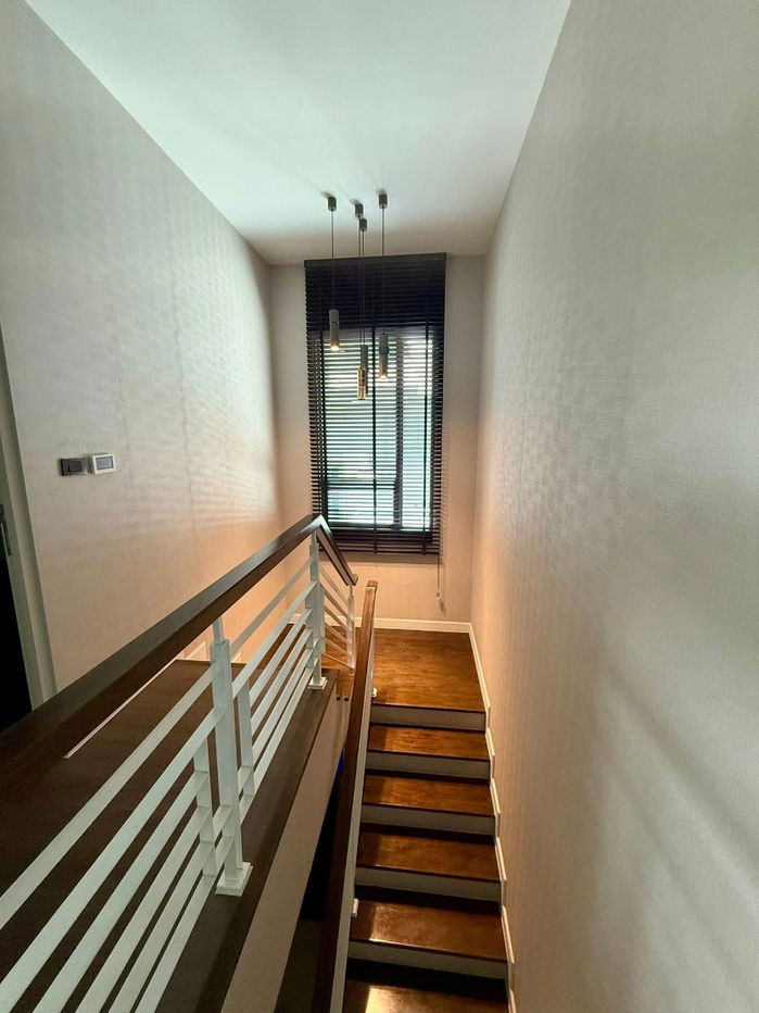 picture For Rent: Setthasiri Krungthep Kreetha 2 Luxury single house, land size 82 sq.wah, usable area 280 sq.m. Fully furnished, ready to move in - 9/18