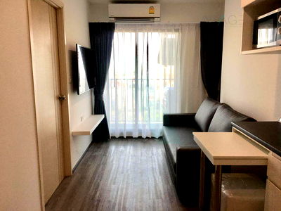 คอนโดให้เช่า : ให้เช่า ริชพาร์ค แอท ทริปเปิ้ล สเตชั่น  1ห้องนอน   ชั้น18   ใกล้ Airport link หัวหมาก