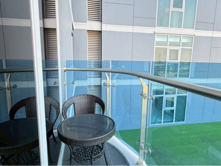 picture The Symphony 2 bedrooms, 2 bathrooms, mountain view, beautifully decorated, ready to move in - 15/18