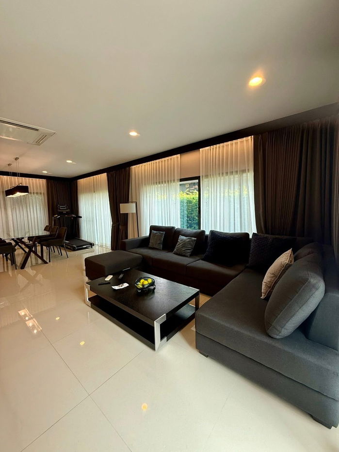 picture For Rent: Setthasiri Krungthep Kreetha 2 Luxury single house, land size 82 sq.wah, usable area 280 sq.m. Fully furnished, ready to move in - 2/18