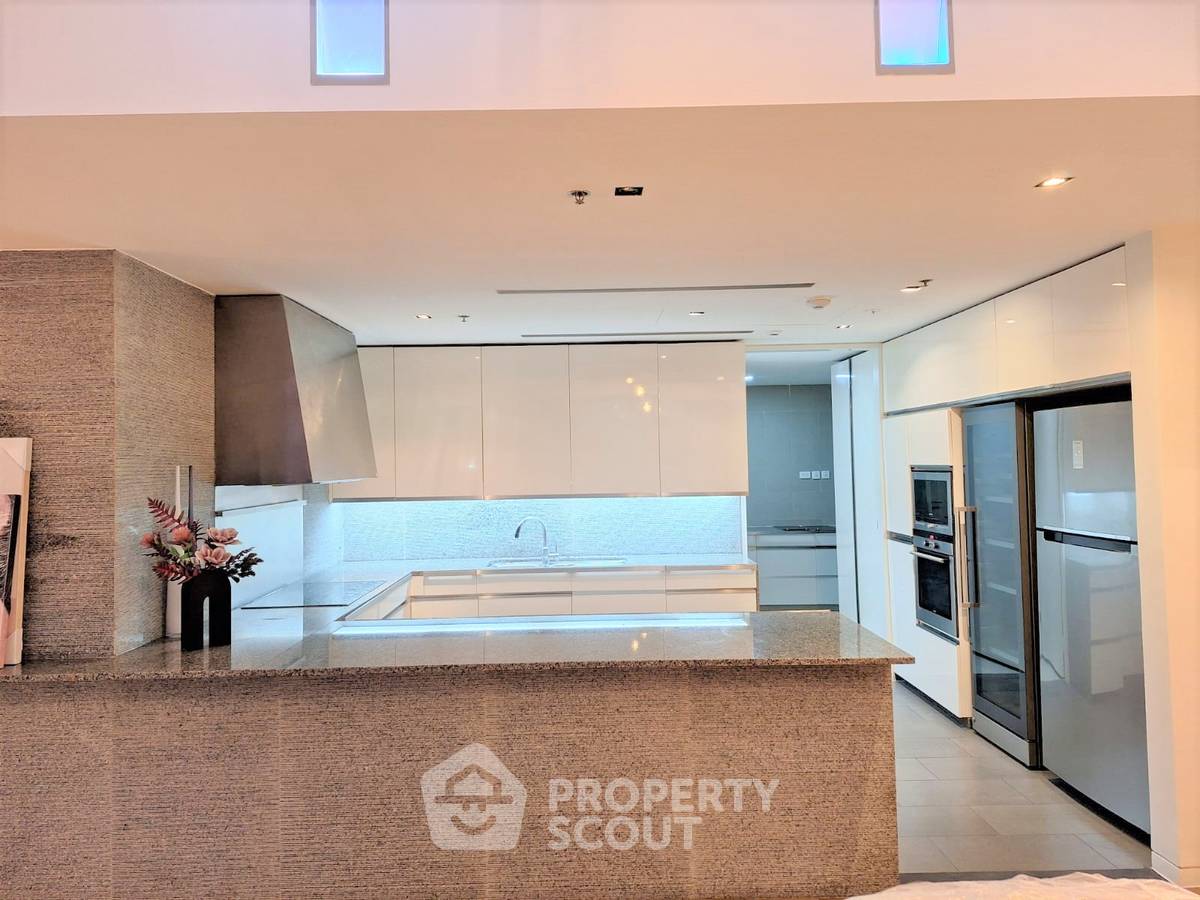 picture 3-BR Condo at The Met Sathorn near BTS Chong Nonsi (ID 2463898) - 22/42