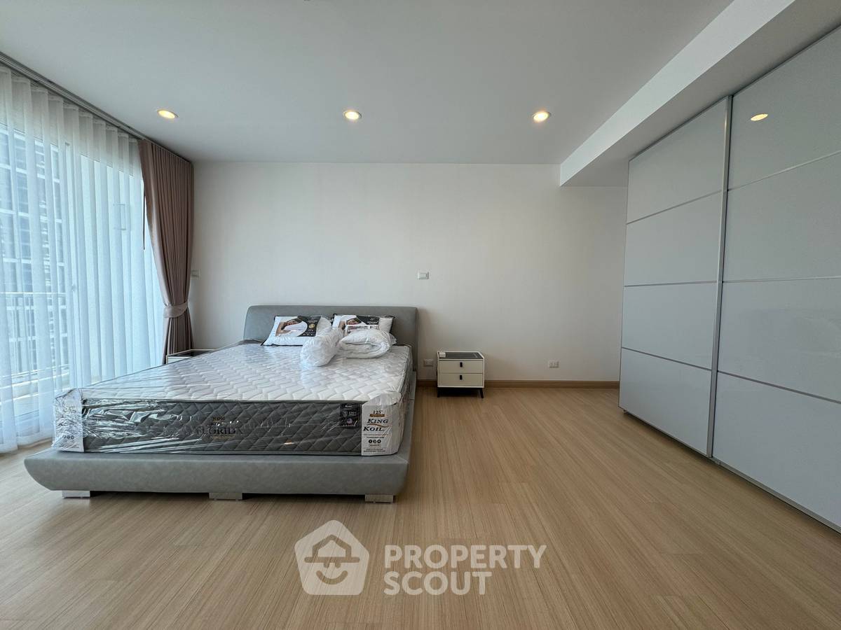 picture 3-BR Condo at Supalai Riva Grande close to Phra Ram 3 (ID 2464015) - 11/13