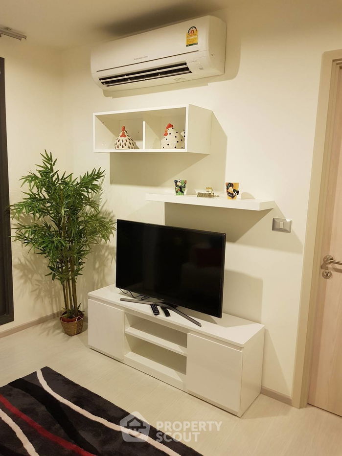 รูป คอนโด 1-ห้องนอน ที่ ริทึ่ม สุขุมวิท42 ใกล้ BTS เอกมัย (ID 512659) - รูปที่ 2/9