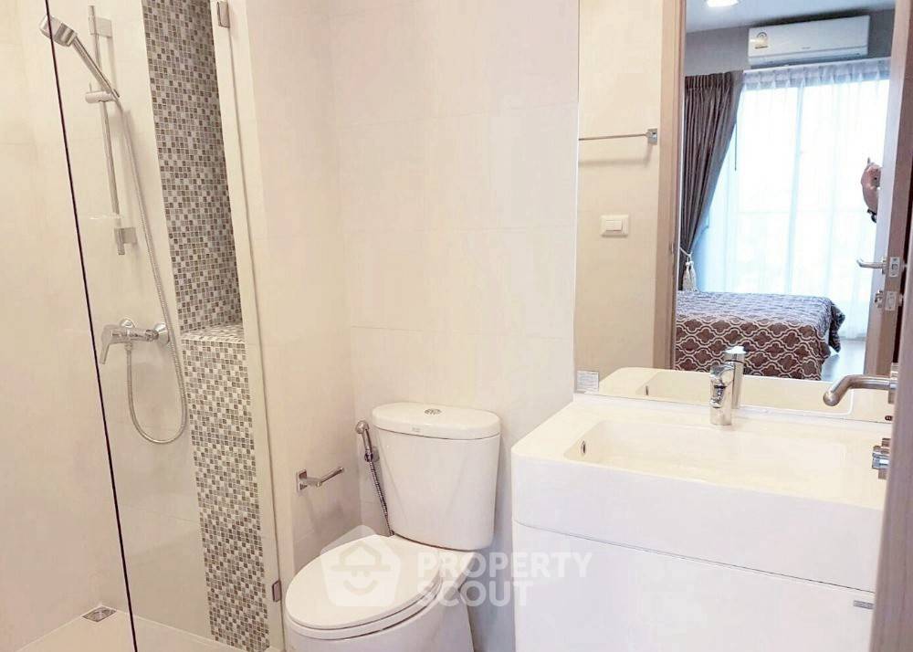 picture 1-BR Condo at Condolette Midst Rama 9 near MRT Phra Ram 9 (ID 2465796) - 10/11