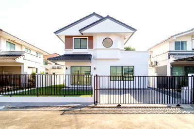 ขายบ้านเดี่ยว : ฟรีโอน! บ้านเดี่ยว พฤกษ์ลดา คลองถนน-วงแหวนฯ (Land & Houses) | 4 นอน 50 ตร.วา สวยมาก! วิวทุ่งนา! | 4.29 ลบ.